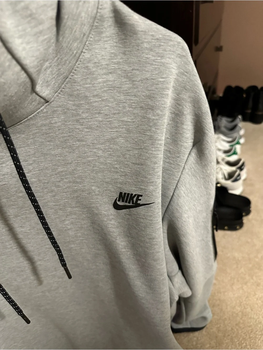 Nike soft pullover